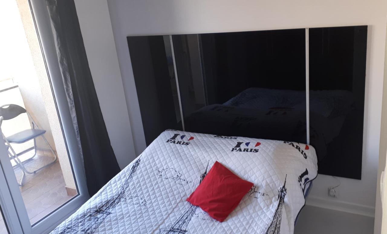 Apartamenty Centrum Rynek Market City Center Kielce Extérieur photo